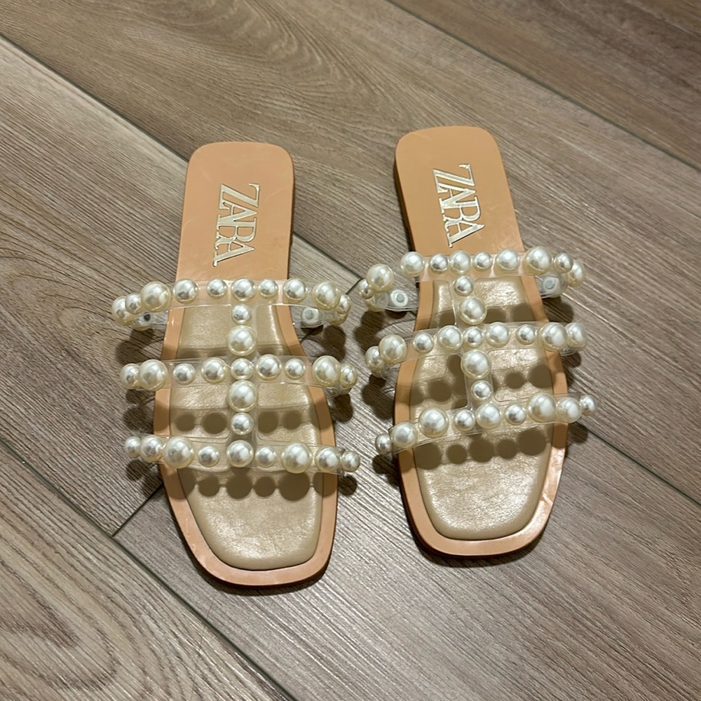 Zara. 37. Pearls Sandals